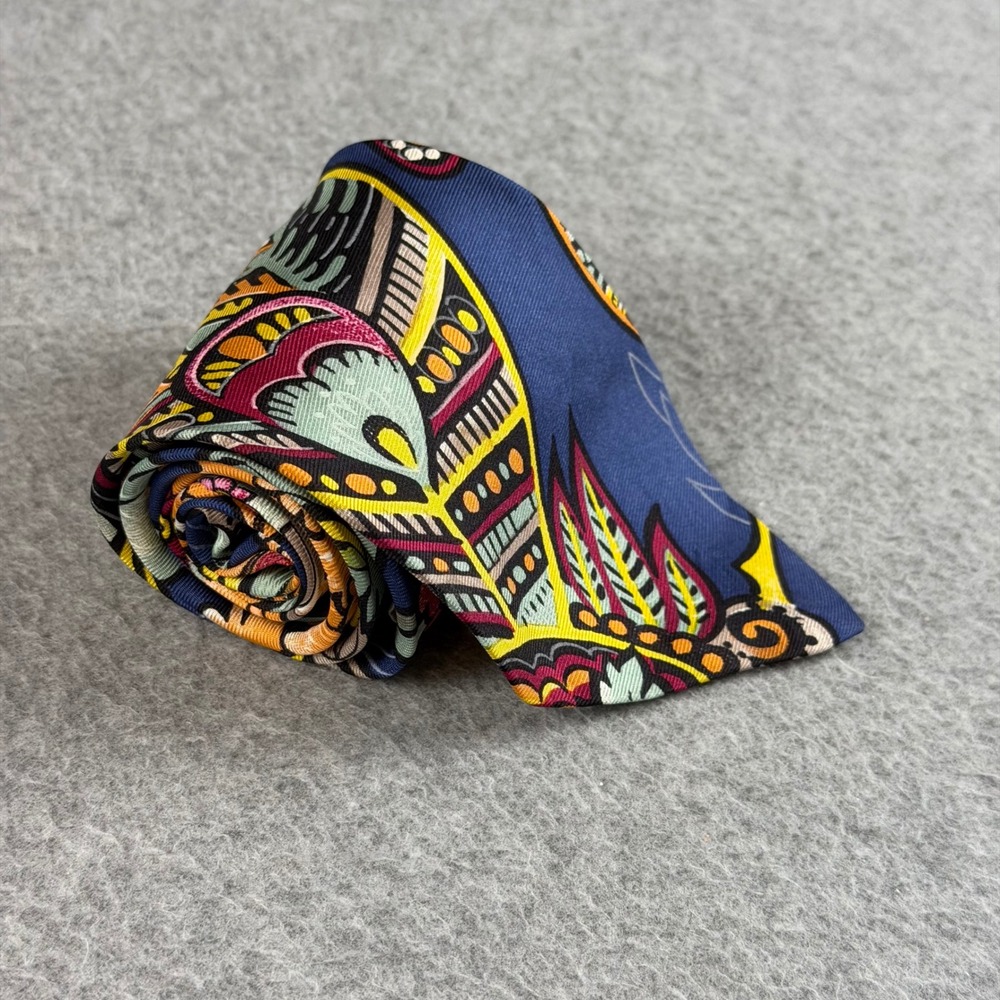 Vintage Banana Republic Mens Silk Tie Blue Floral Paisley Made in Italy 57x3"